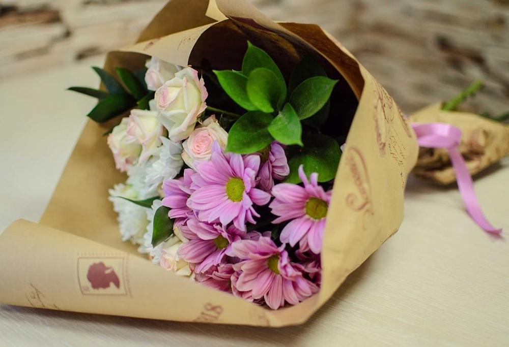 Букет цветов из: Розы и Хризантемы в Устье