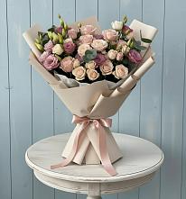 Букет цветов из:  Розы и Лизиантусы #REPLACE_PRED# Устье