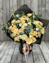 Букет цветов из:  Розы и Лизиантусы в Устье