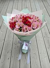 Букет цветов из:  Альстромерии #REPLACE_PRED# Устье