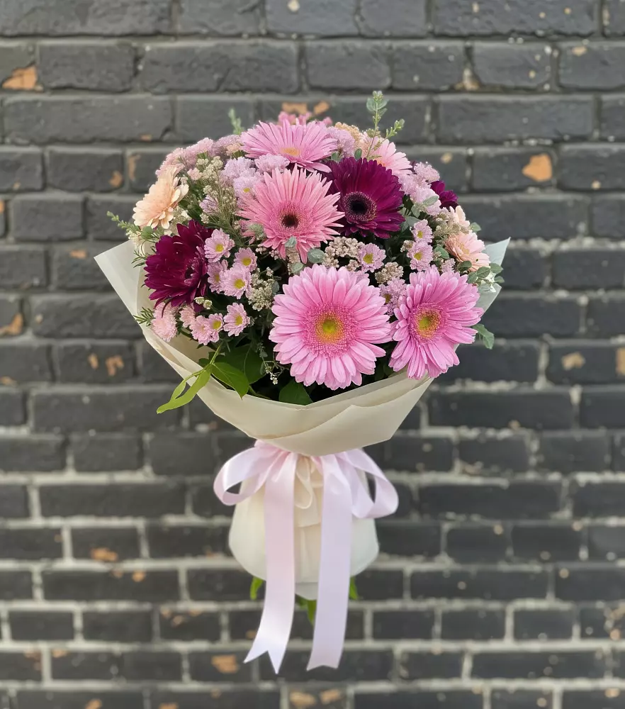 Букет цветов из: Герберы и Хризантемы в Устье