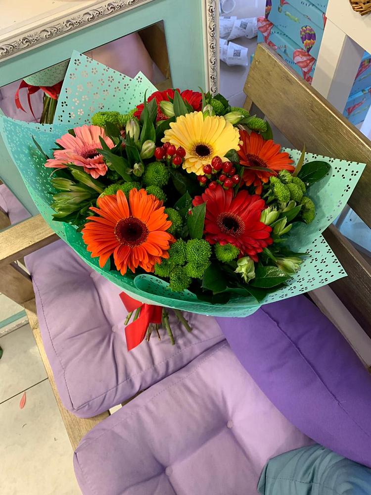 Букет цветов из: Герберы, Хризантемы и Альстромерии в Устье