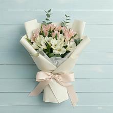 Букет цветов из:  Альстромерии в Устье