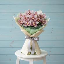 Букет цветов из:  Орхидеи и Розы #REPLACE_PRED# Устье