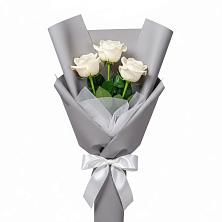 Букет 3 белые розы в Устье