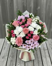 Букет цветов из:  Альстромерии, Гвоздики, Розы и Хризантемы в Устье