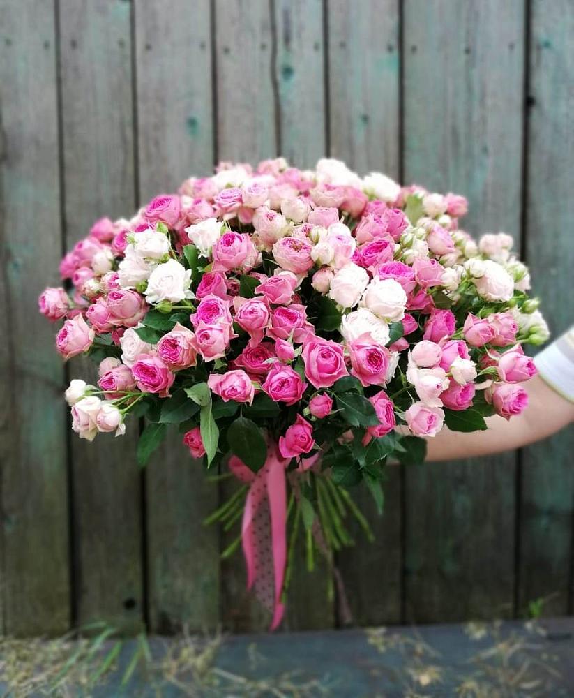 Букет Розовые кустовые розы Натали и Лав Лидия в Устье