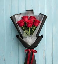 Букет цветов из:  Розы в Устье