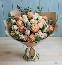 Букет цветов из:  Альстромерии и Розы в Устье