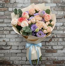 Букет цветов из:  Розы, Лизиантусы и Гвоздики #REPLACE_PRED# Устье