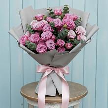 Букет цветов из:  Розы в Устье